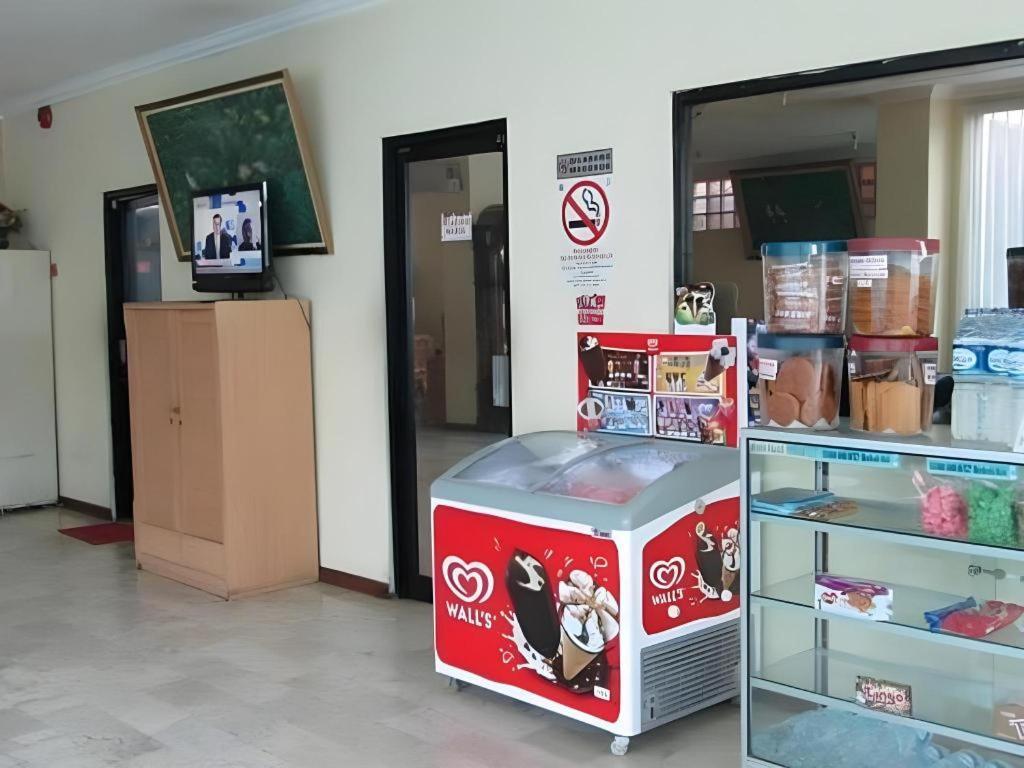 ג'קרטה Hotel Lautze Indah מראה חיצוני תמונה