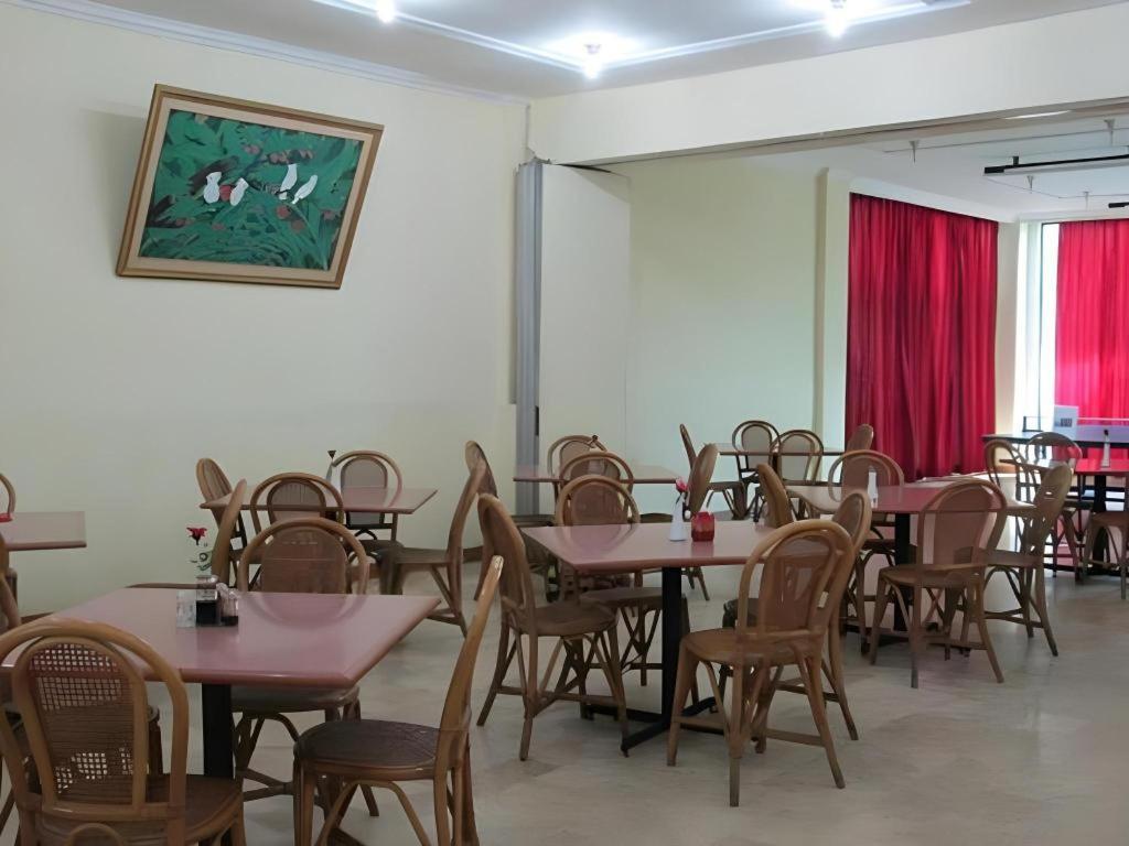 ג'קרטה Hotel Lautze Indah מראה חיצוני תמונה