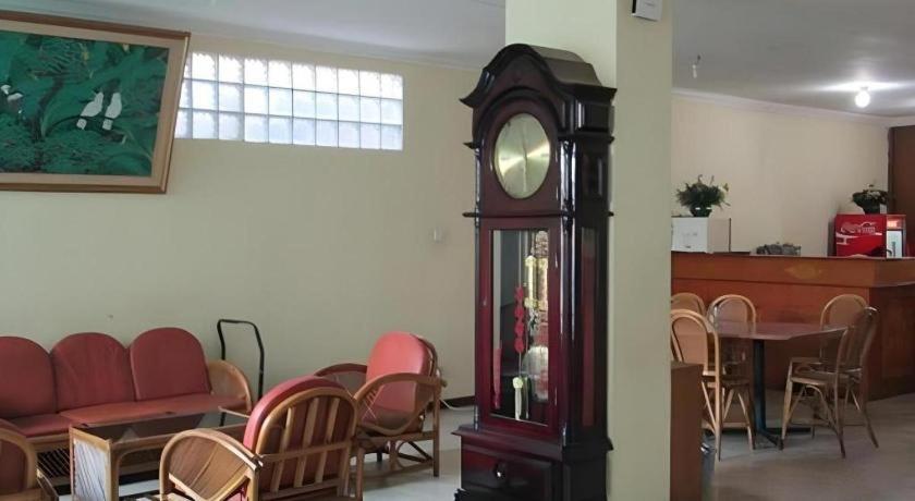 ג'קרטה Hotel Lautze Indah מראה חיצוני תמונה