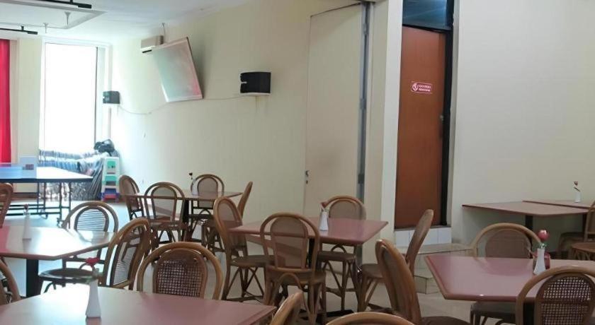 ג'קרטה Hotel Lautze Indah מראה חיצוני תמונה
